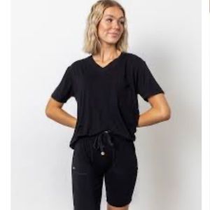 Lates by Kate V-Neck Short Sleeve & Shorts Pajama Set Black Small